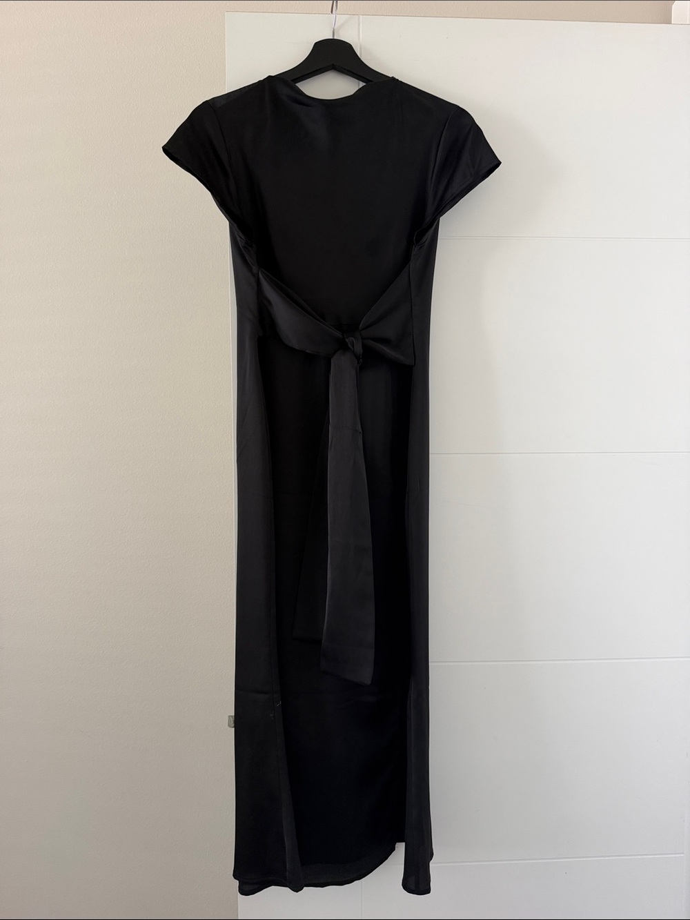 Black Tie-Back Madi Dress - Women's